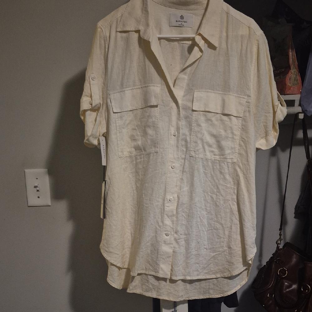 NWT Babaton Cream Button-Up Blouse